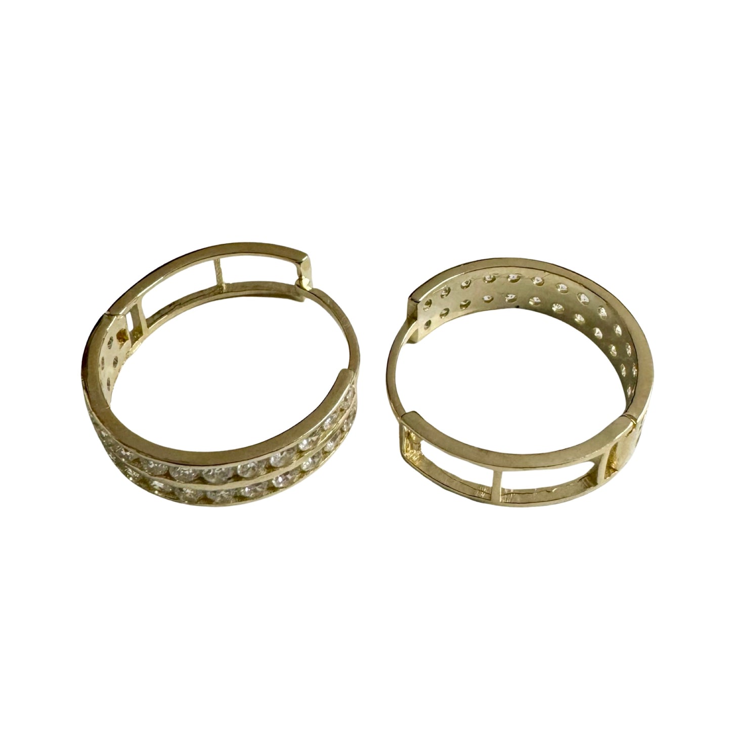 Abigail Hoop Earrings