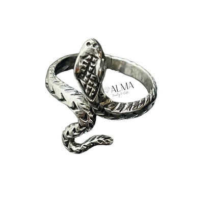 .925 Oxidized Silver Snake lady ring